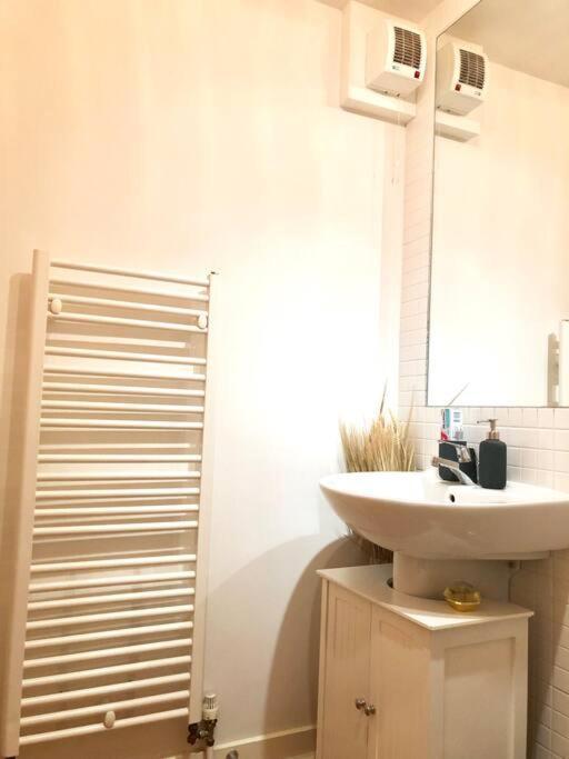 Modern Spacious Retreat Full Fibre Wi-Fi & Free Parking Edinburgh Buitenkant foto