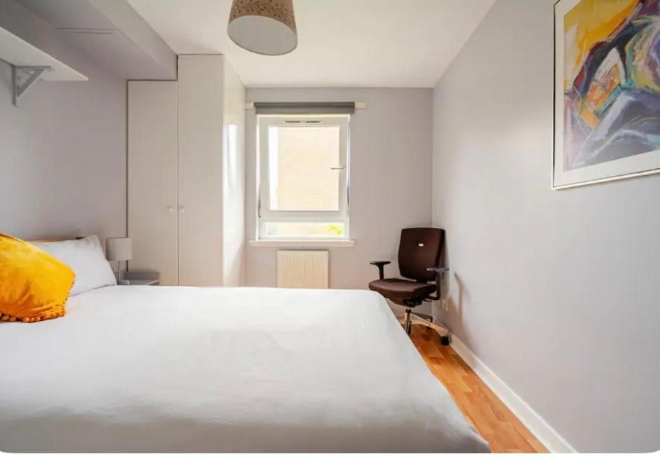 Modern Spacious Retreat Full Fibre Wi-Fi & Free Parking Edinburgh Buitenkant foto
